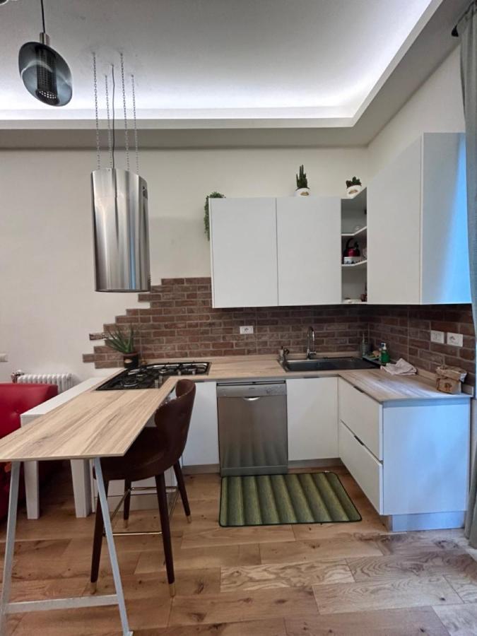 Gam Gam Isola Room Rent Мілан Екстер'єр фото