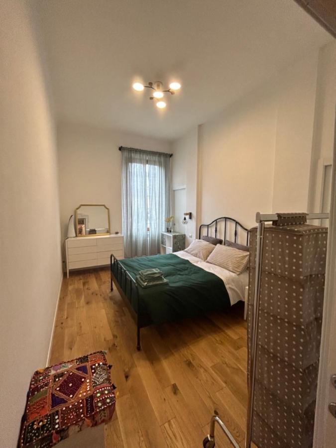Gam Gam Isola Room Rent Мілан Екстер'єр фото