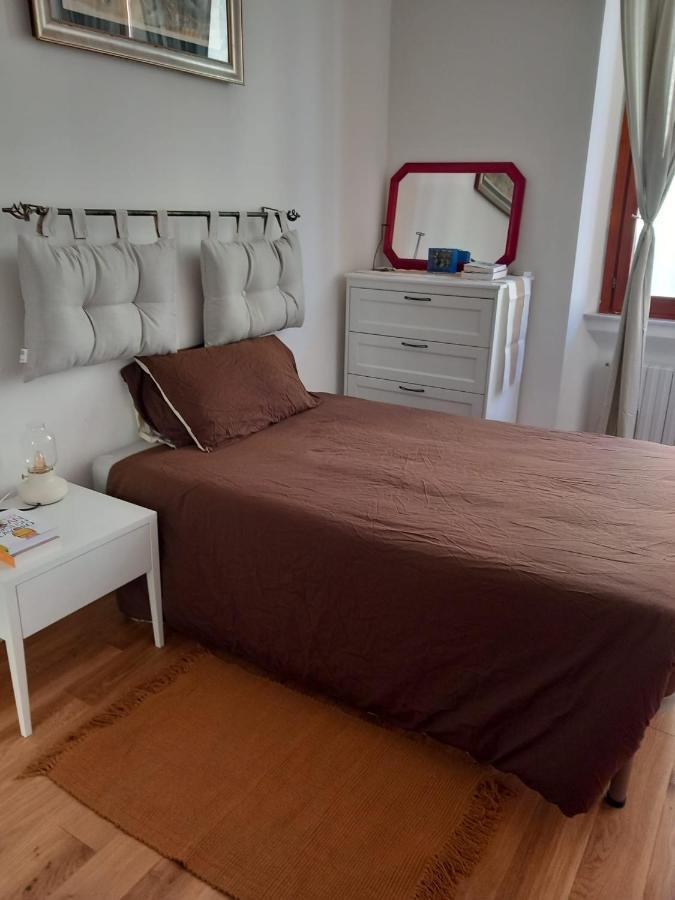 Gam Gam Isola Room Rent Мілан Екстер'єр фото